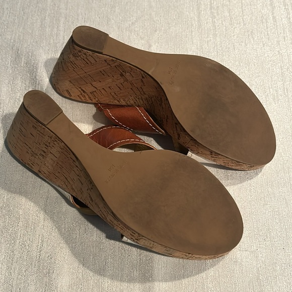 Bernardo Women's White Wedge Sandals - Picture 5 of 5